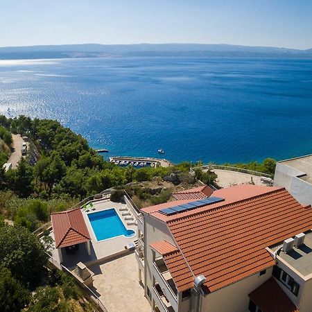 Beachfront Apartments Lara Omiš Extérieur photo
