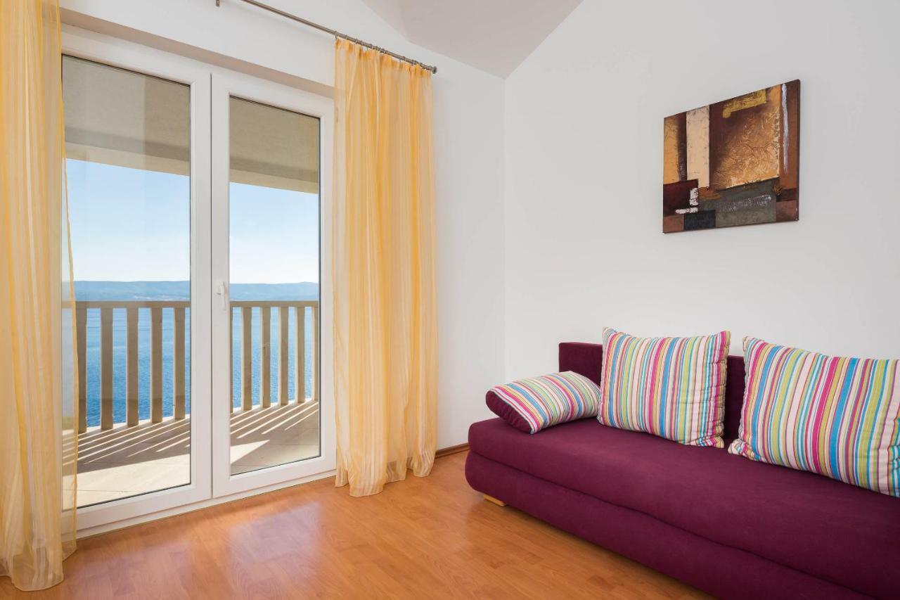 Beachfront Apartments Lara Omiš Chambre photo